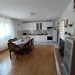 Milevcic Apartman Jelsa