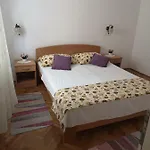 Apartman Milevcic Jelsa
