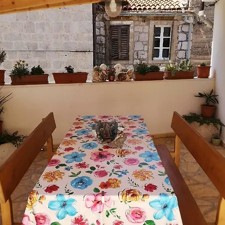 Milevcic Apartment